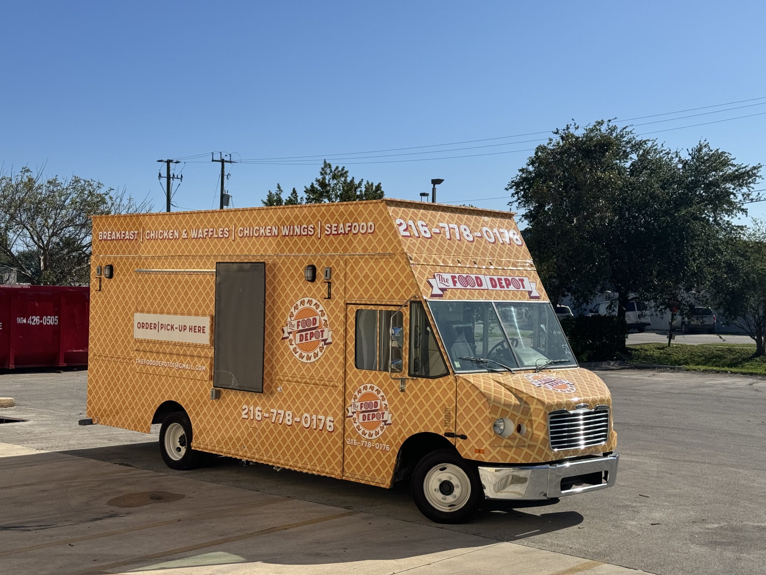 Final Exterior_Qiana Banks_The_Food_Depot_Waffle_truck