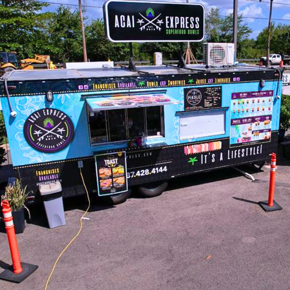 Acai Franchise Trailer in Puerto Rico