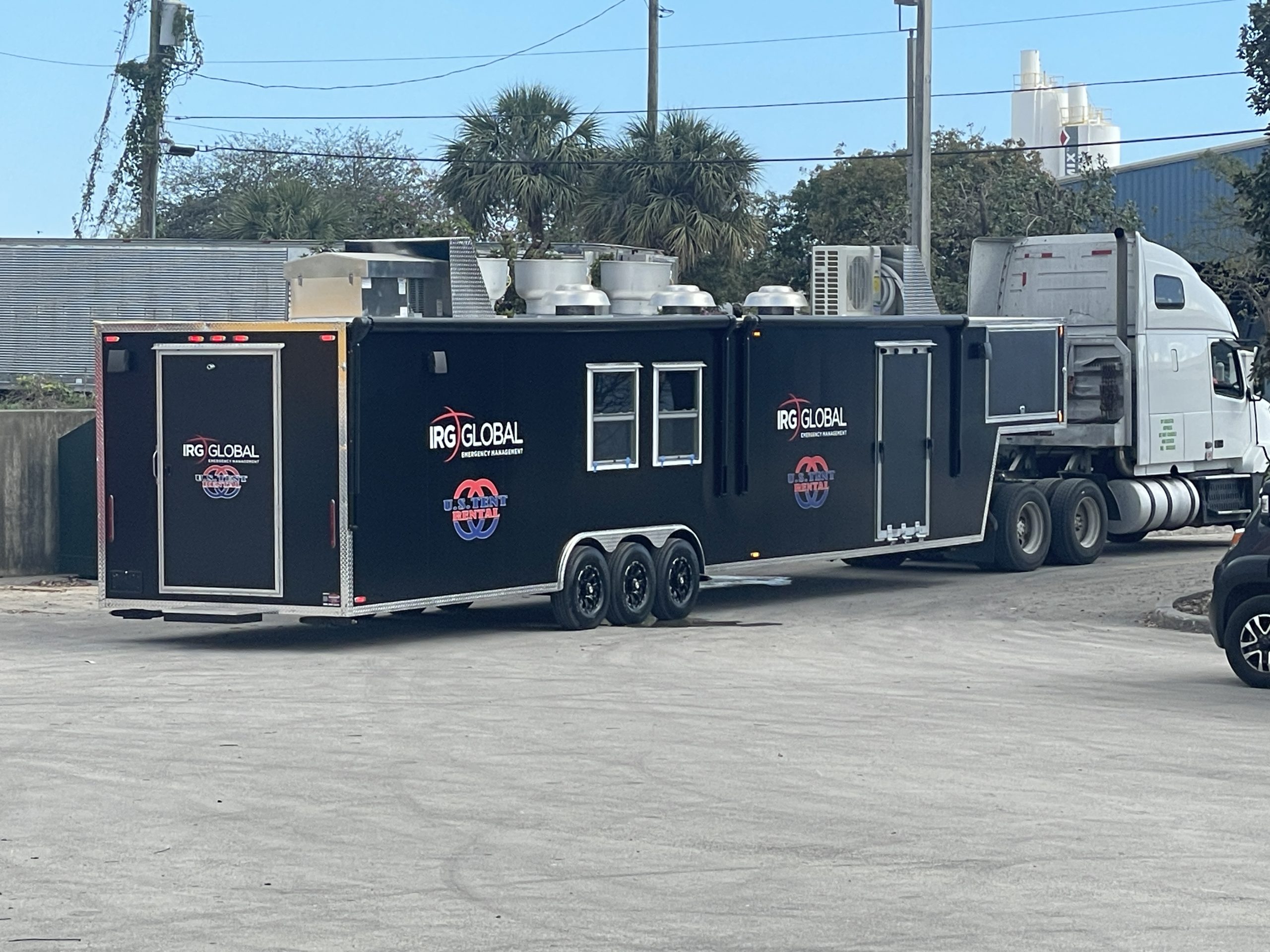 gooseneck kitchen trailer