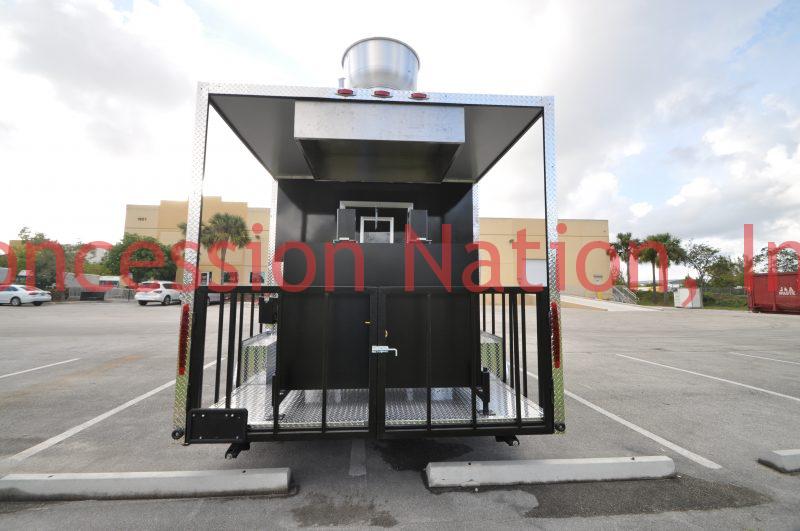 ARP LEASING smoker trailer (1)